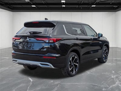 2025 Mitsubishi Outlander PHEV SE
