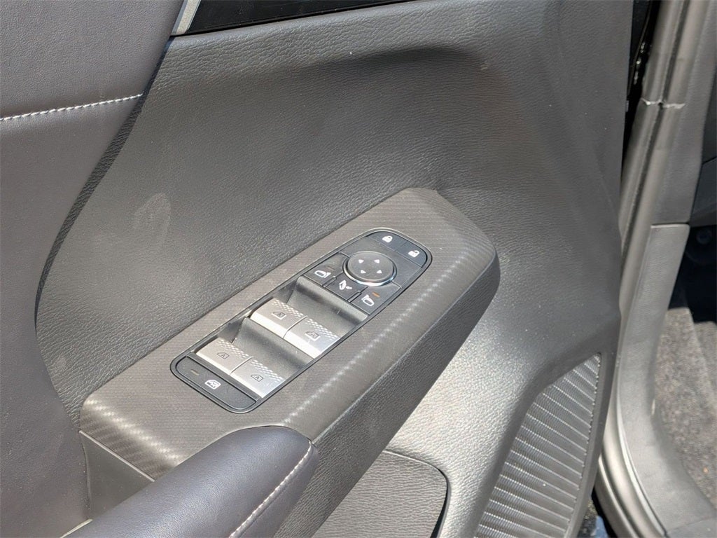 2025 Mitsubishi Outlander PHEV SE