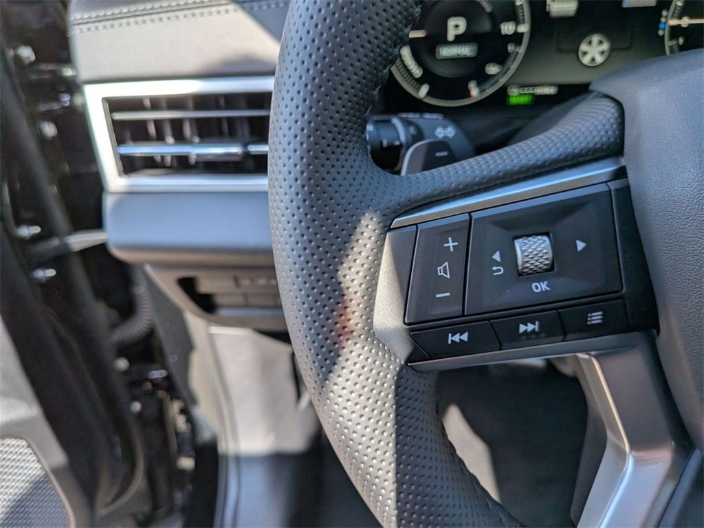 2025 Mitsubishi Outlander PHEV SE