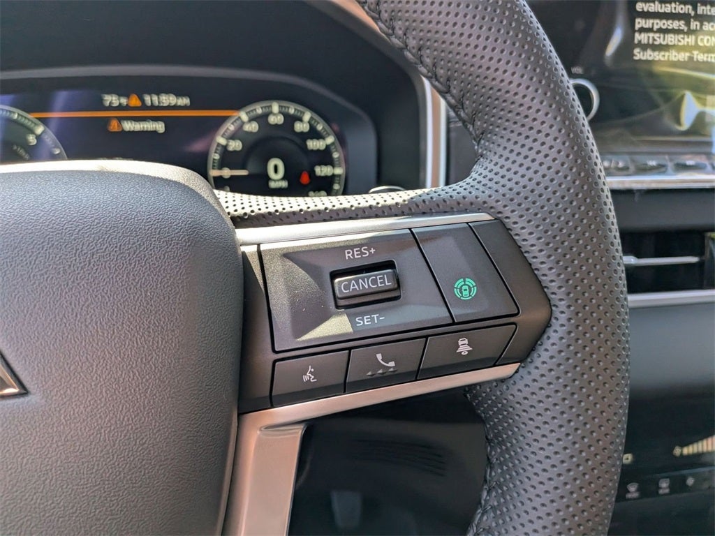 2025 Mitsubishi Outlander PHEV SE