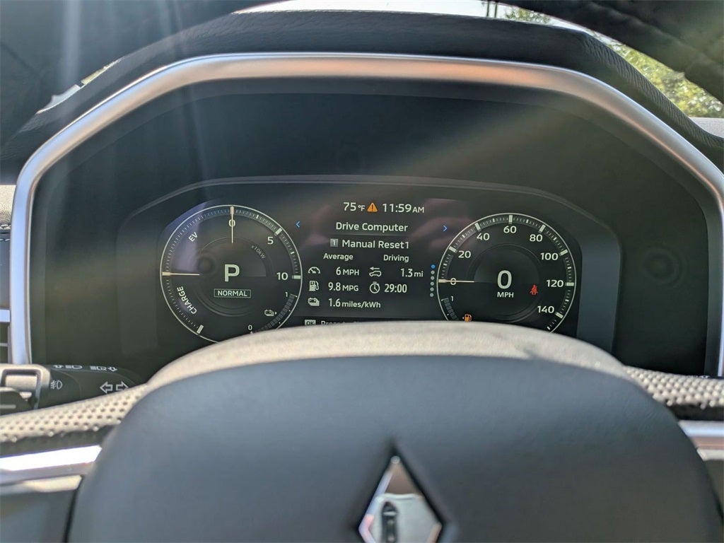 2025 Mitsubishi Outlander PHEV SE