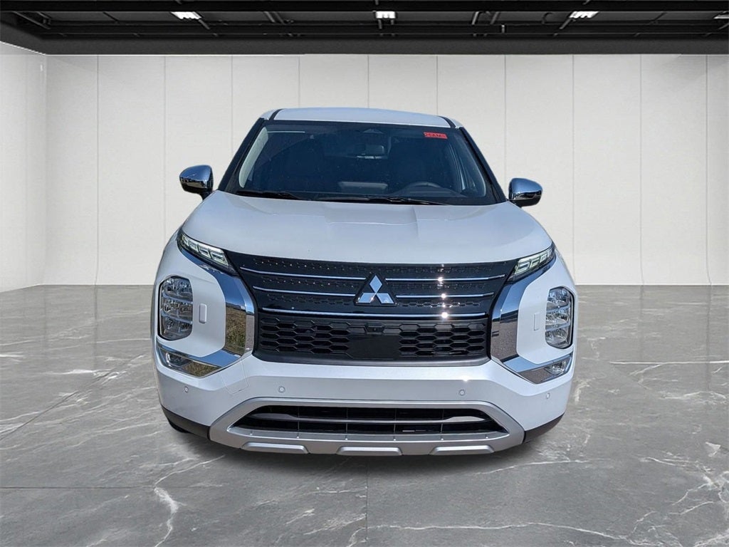 2025 Mitsubishi Outlander PHEV SE