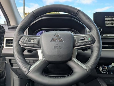 2025 Mitsubishi Outlander PHEV SEL