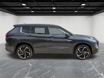 2025 Mitsubishi Outlander PHEV SEL