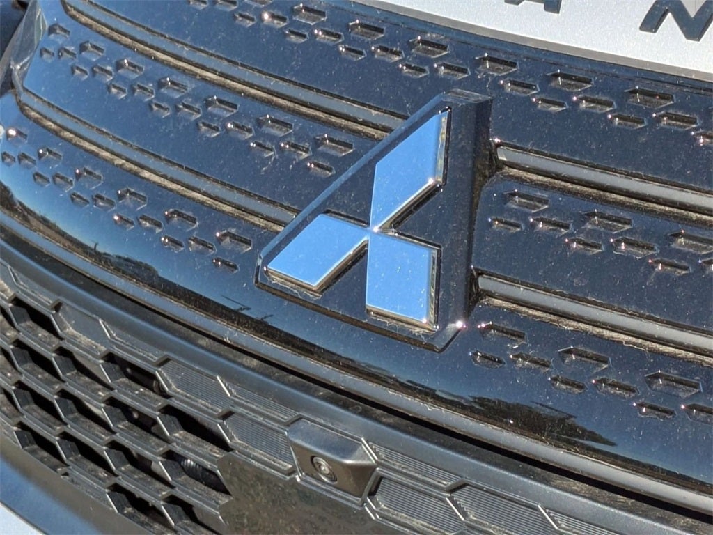 2025 Mitsubishi Outlander PHEV SEL Black Edition