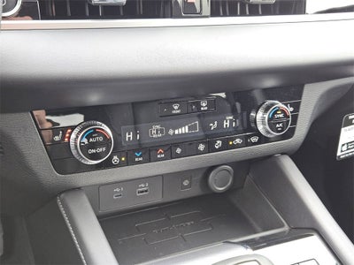 2025 Mitsubishi Outlander PHEV SEL