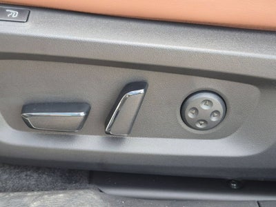 2026 Mitsubishi Outlander PHEV SEL