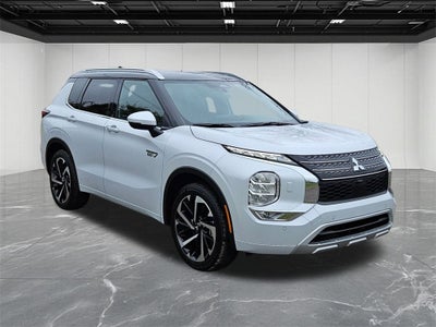 2025 Mitsubishi Outlander PHEV SEL