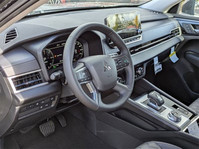 2025 Mitsubishi Outlander PHEV SEL