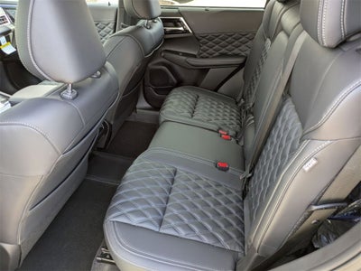 2025 Mitsubishi Outlander PHEV SEL