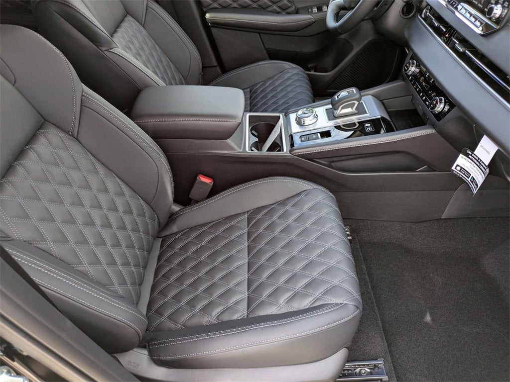 2025 Mitsubishi Outlander PHEV SEL