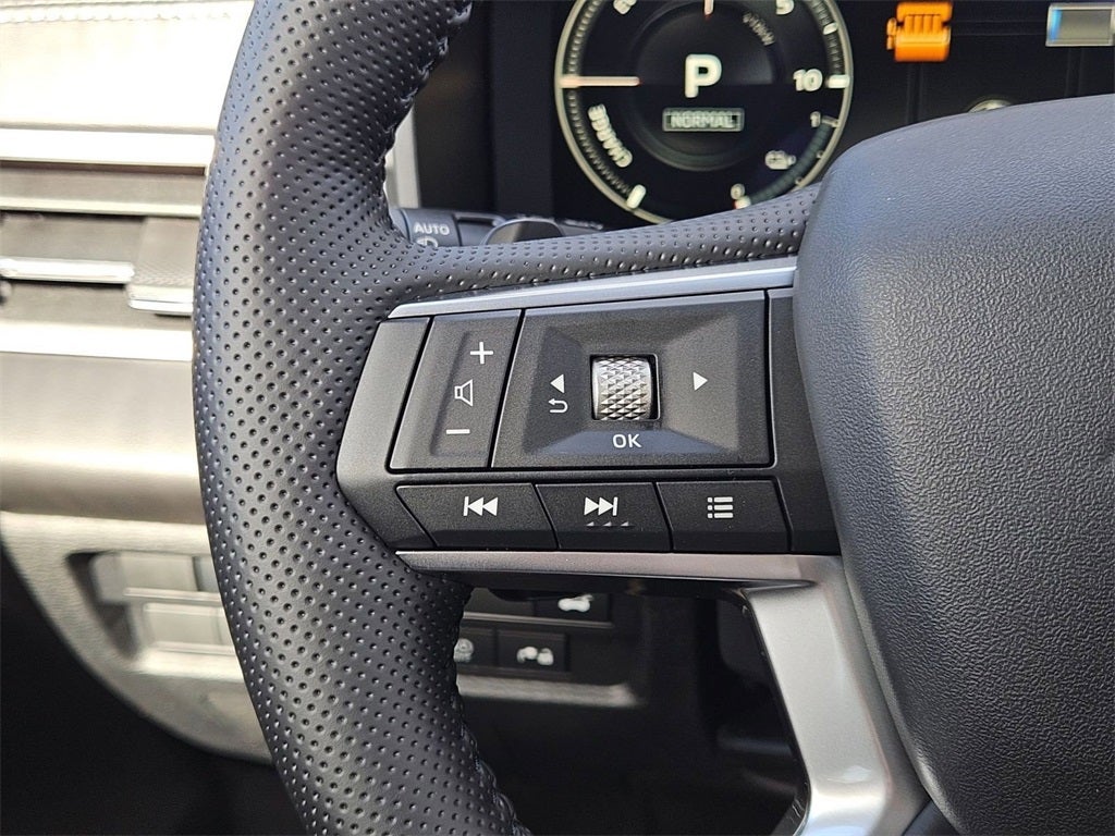 2025 Mitsubishi Outlander PHEV SEL