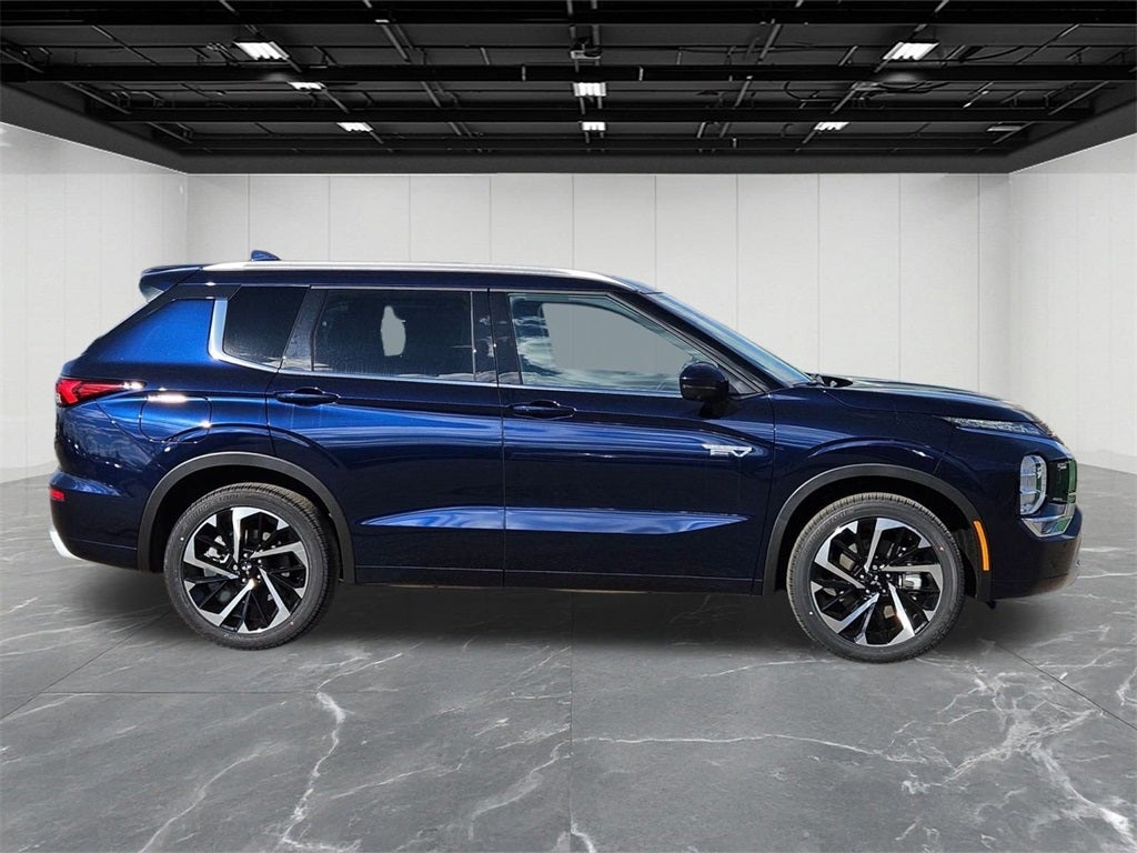 2025 Mitsubishi Outlander PHEV SEL