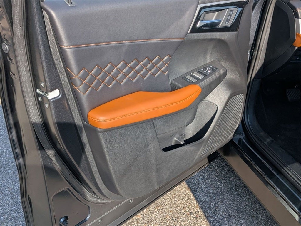 2025 Mitsubishi Outlander PHEV SEL