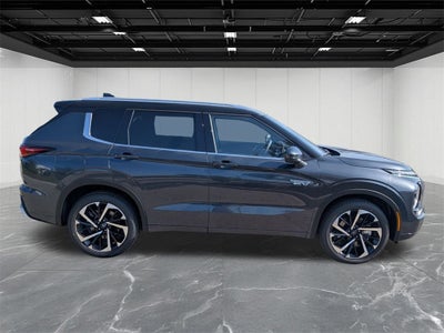 2025 Mitsubishi Outlander PHEV SEL