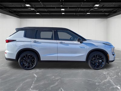 2025 Mitsubishi Outlander PHEV SEL Black Edition