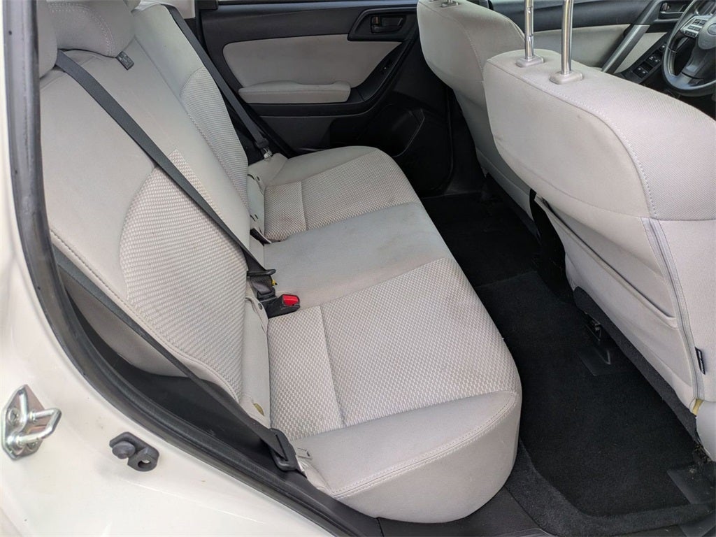 2015 Subaru Forester 2.5i