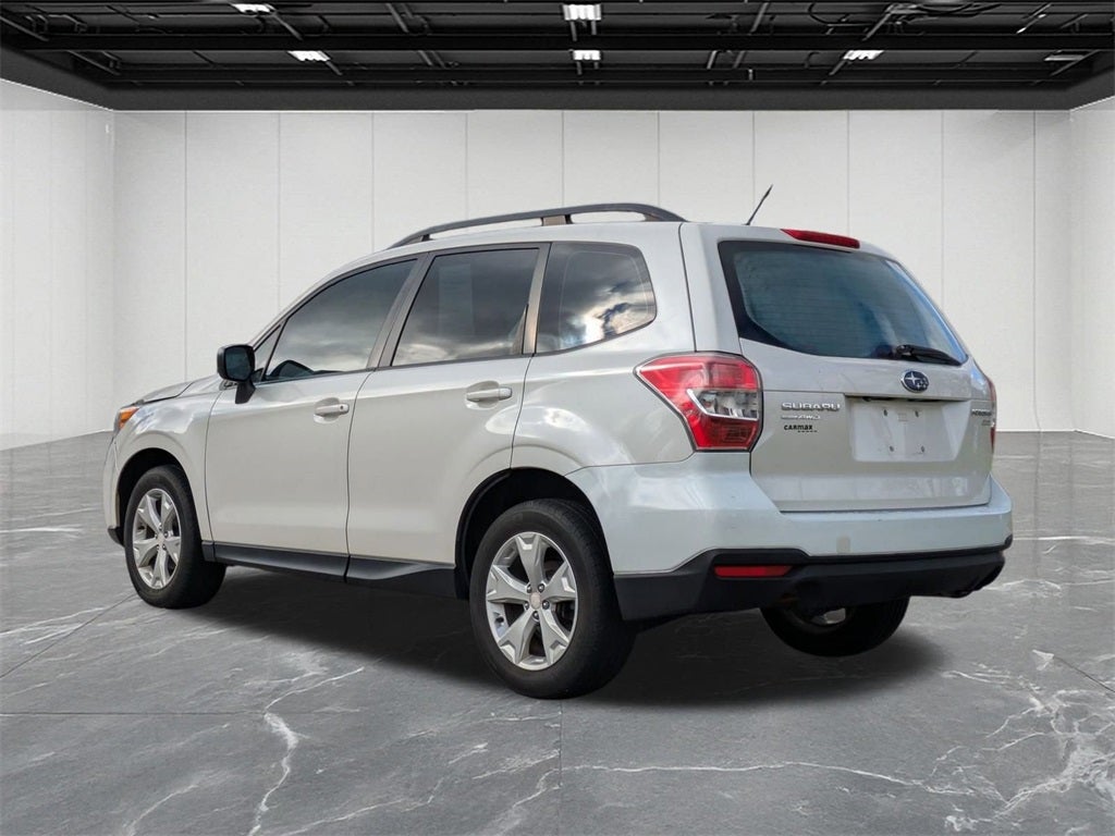 2015 Subaru Forester 2.5i