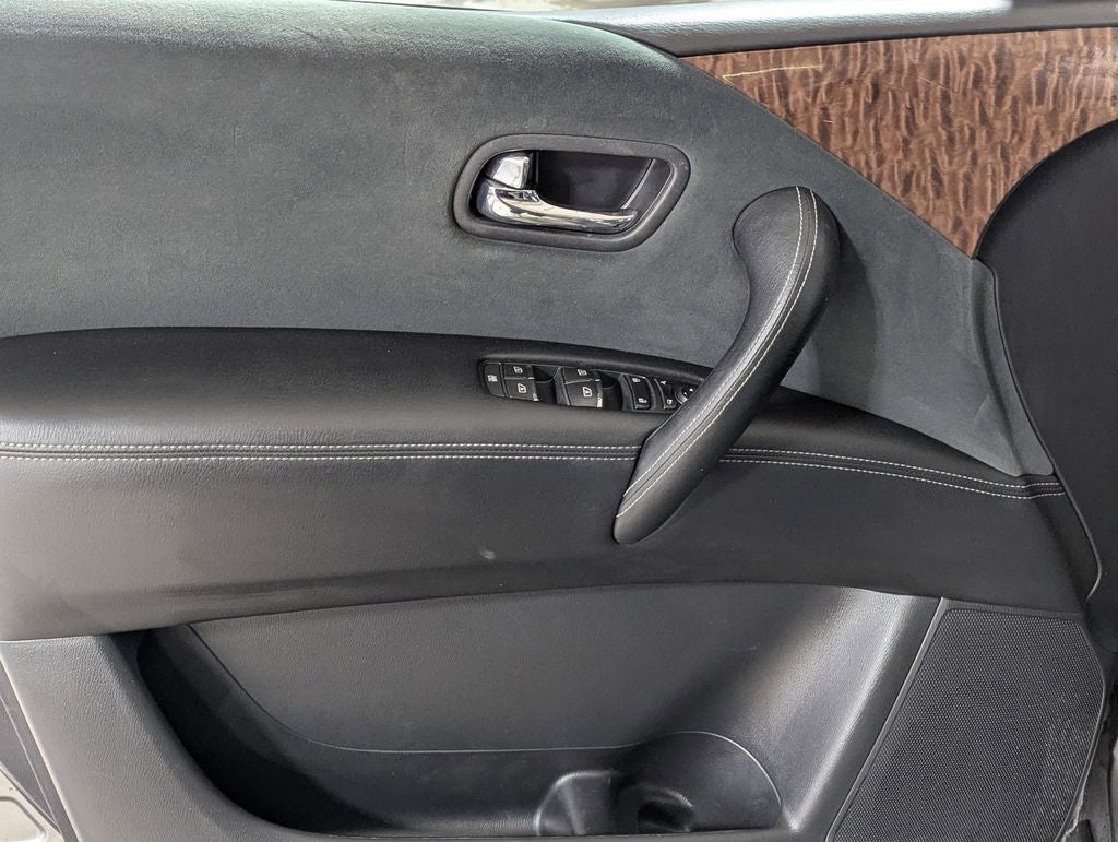 2020 Nissan Armada SV