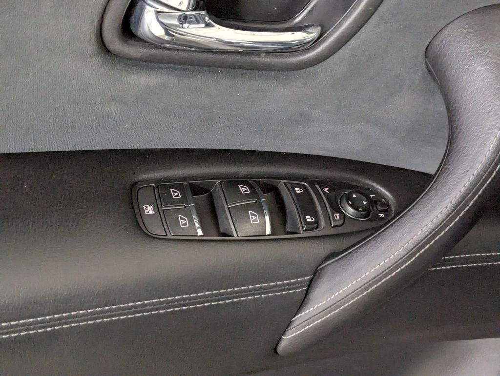 2020 Nissan Armada SV