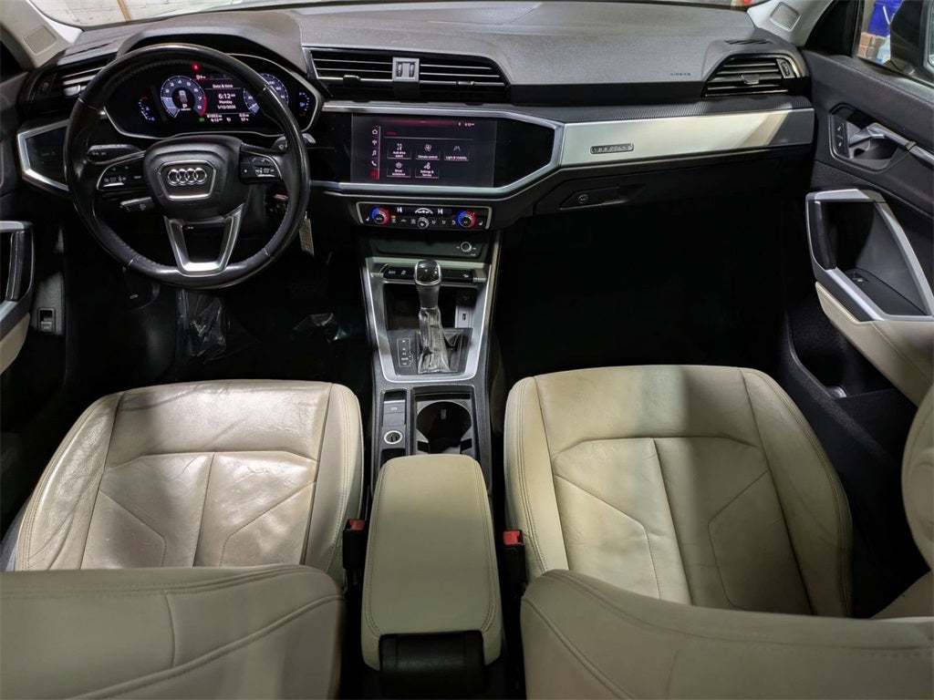 2020 Audi Q3 Premium quattro