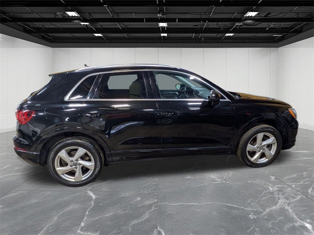 2020 Audi Q3 Premium quattro