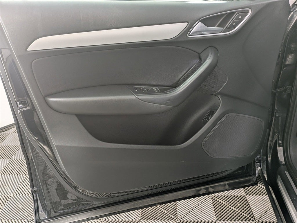 2018 Audi Q3 2.0T Premium quattro