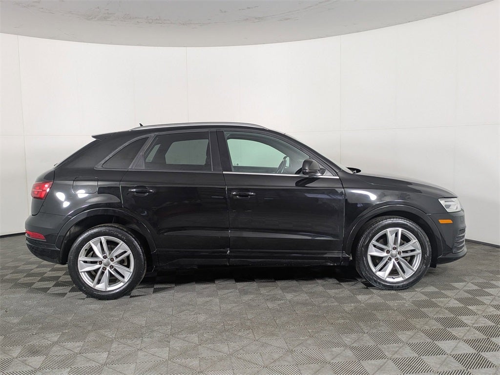 2018 Audi Q3 2.0T Premium quattro