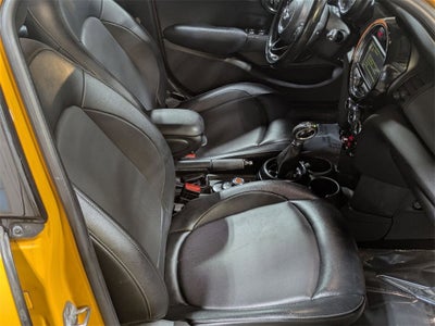 2017 MINI Hardtop 4 Door Cooper