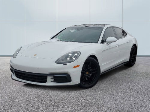 2018 Porsche Panamera 4