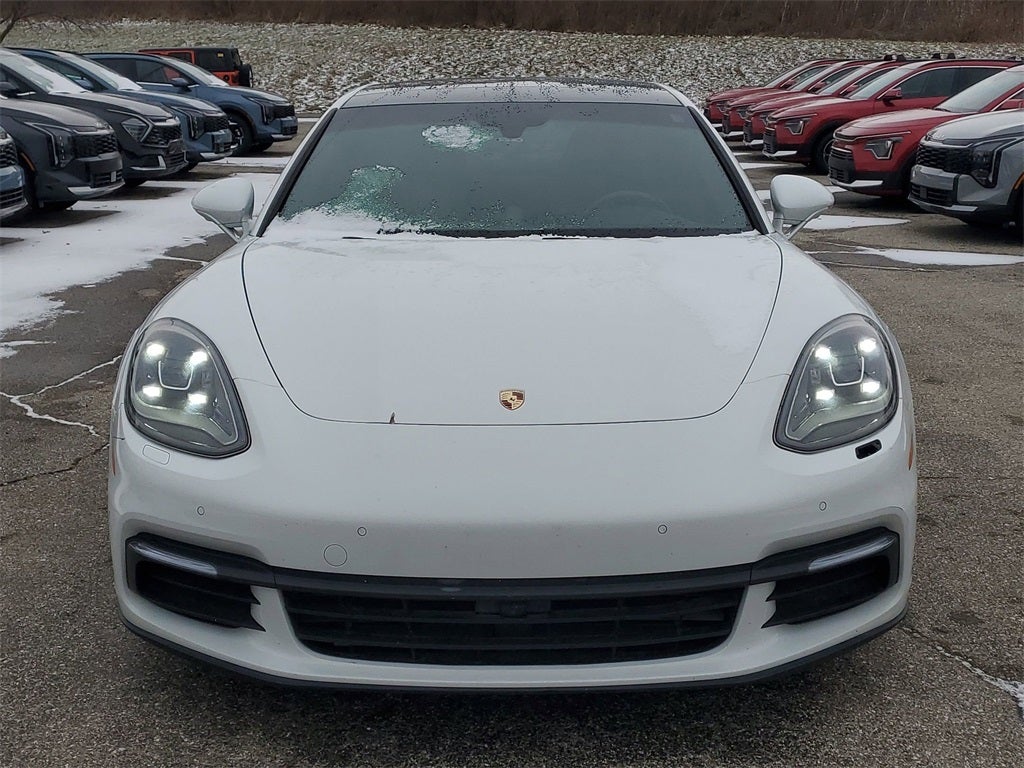 2018 Porsche Panamera 4