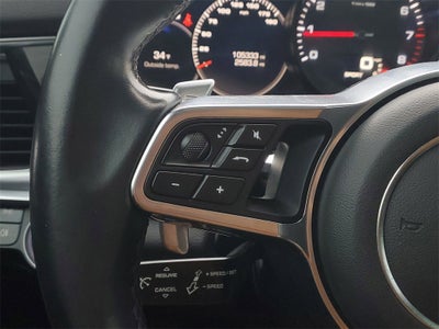 2018 Porsche Panamera 4