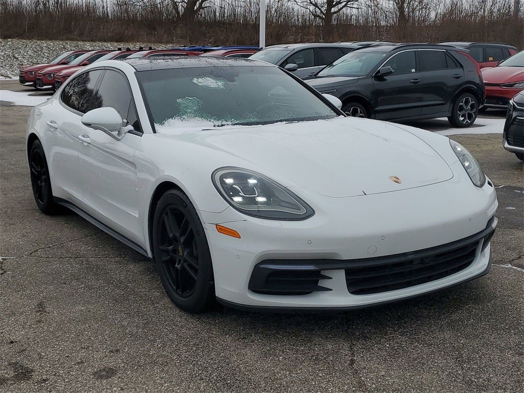 2018 Porsche Panamera 4