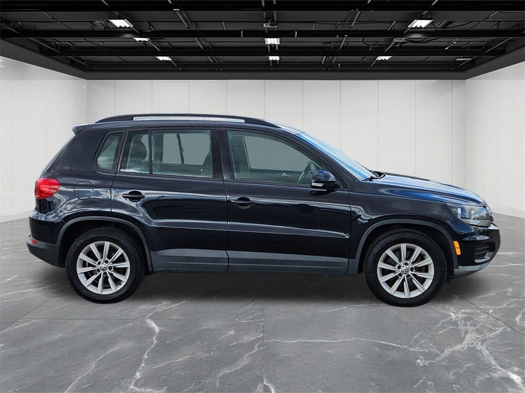 2018 Volkswagen Tiguan Limited 2.0T 4Motion