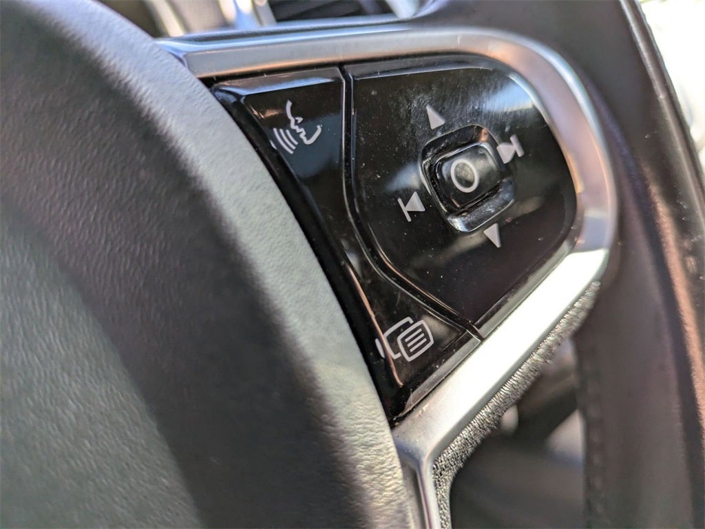 2016 Volvo XC90 Hybrid T8 Momentum