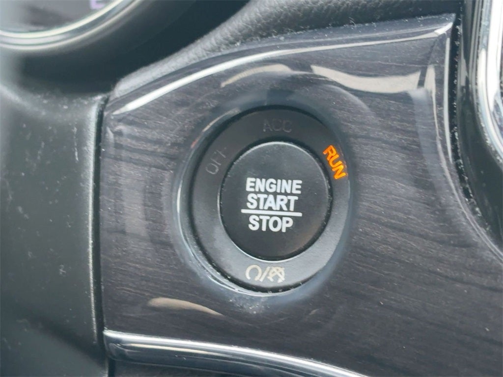 2020 Jeep Grand Cherokee Overland