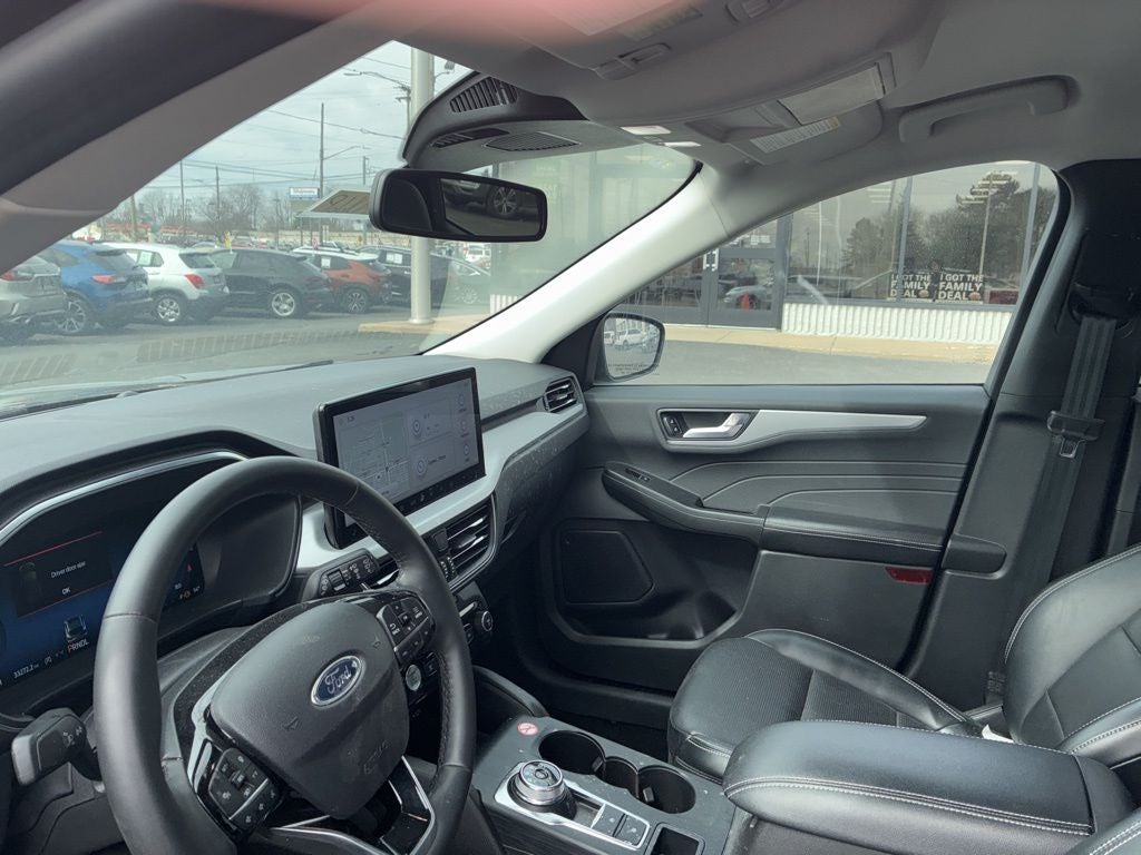 2024 Ford Escape Platinum