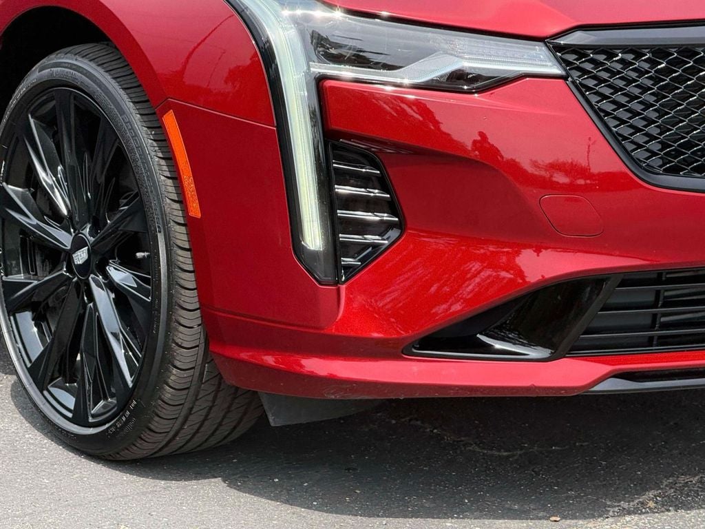 2023 Cadillac CT4 Luxury