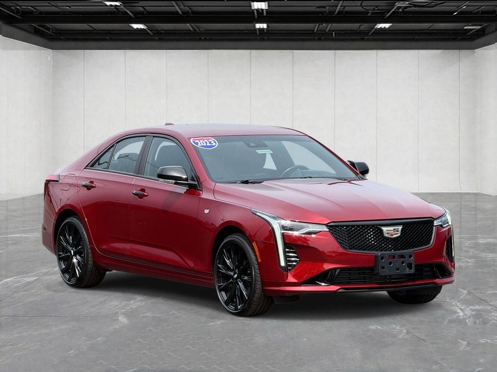 2023 Cadillac CT4 Luxury