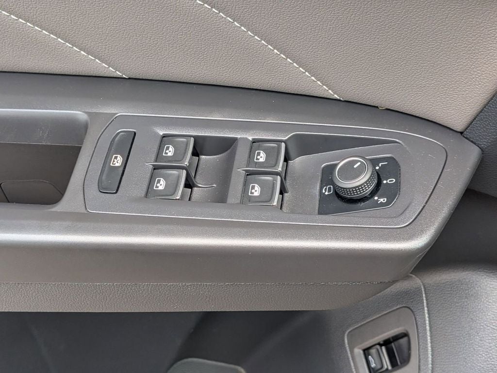 2023 Volkswagen Atlas 3.6L V6 SEL Premium R-Line