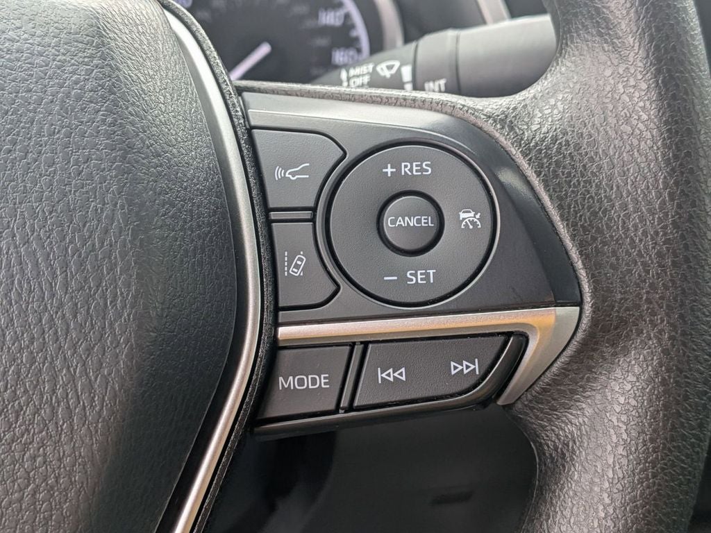 2023 Toyota Camry Hybrid LE