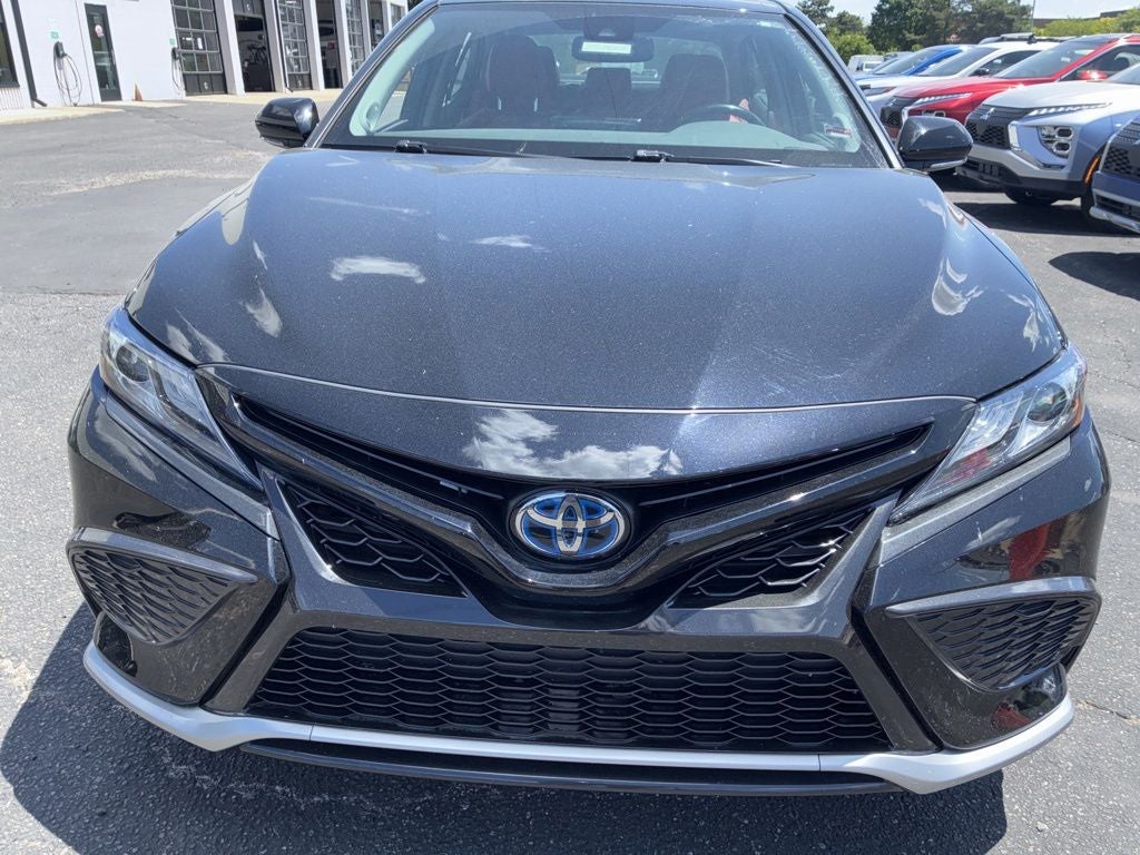 2021 Toyota Camry Hybrid XSE