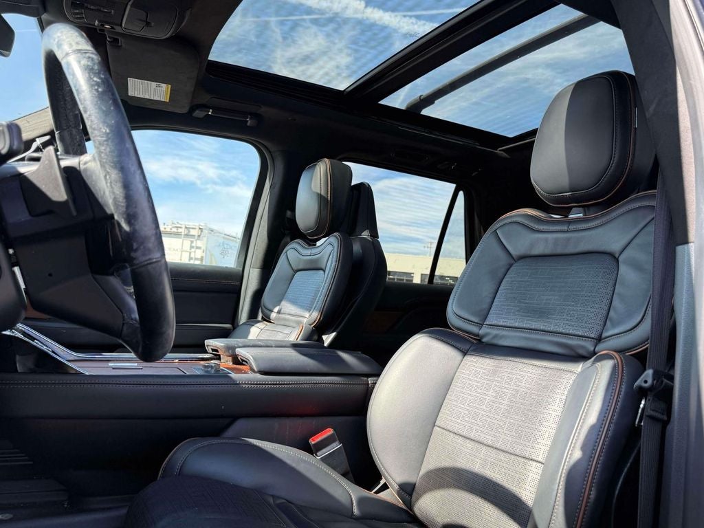 2023 Lincoln Navigator L Black Label