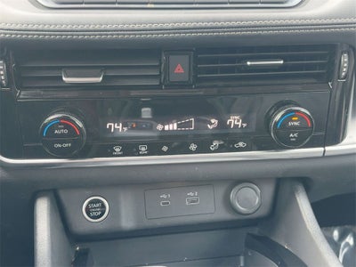 2022 Nissan Rogue SV