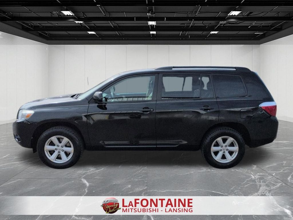 Used 2010 Toyota Highlander Base with VIN 5TDBK3EH8AS014083 for sale in Lansing, MI