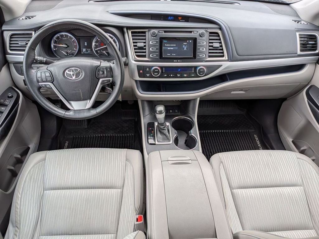 2015 Toyota Highlander LE Plus V6