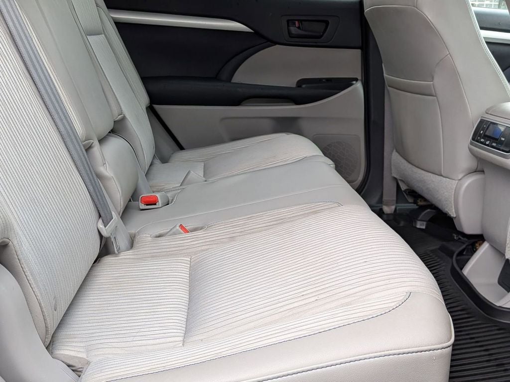 2015 Toyota Highlander LE Plus V6