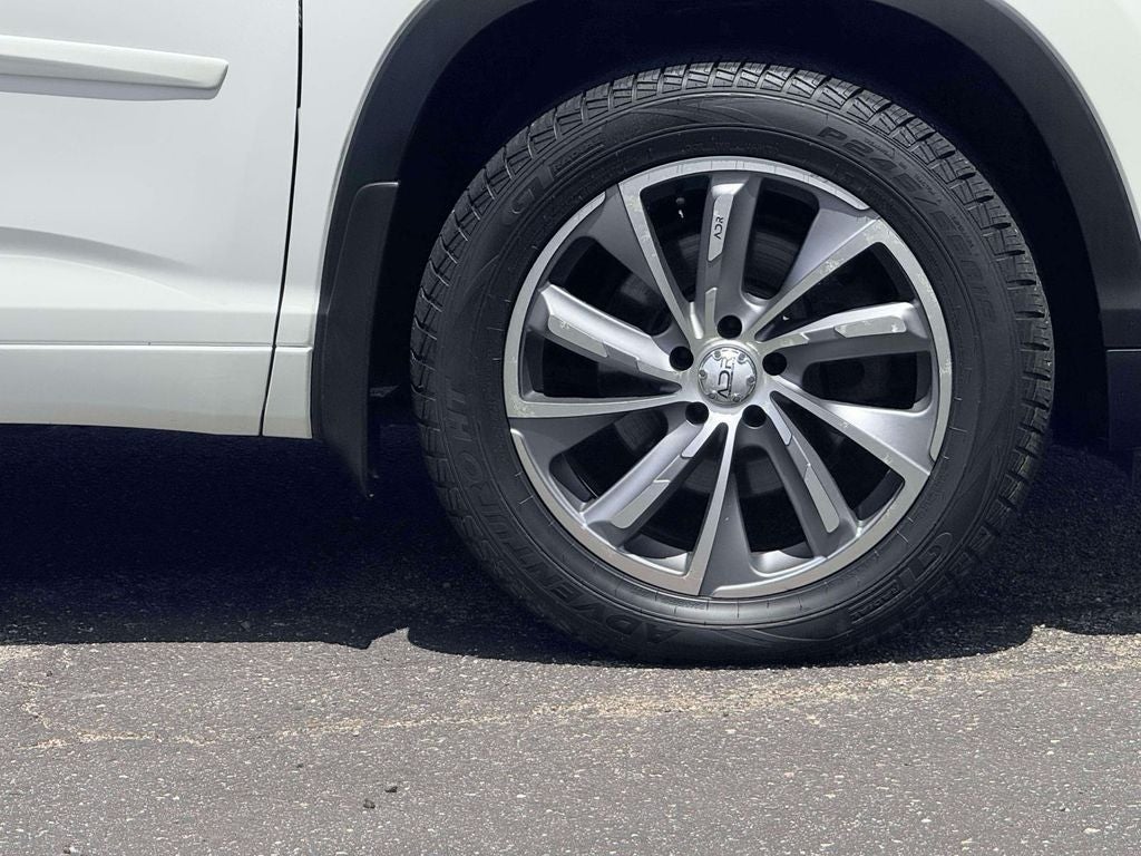 2019 Toyota Highlander Limited Platinum