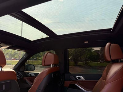 2021 BMW X7 M50i