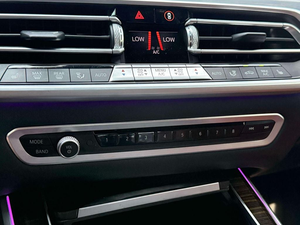2021 BMW X7 M50i
